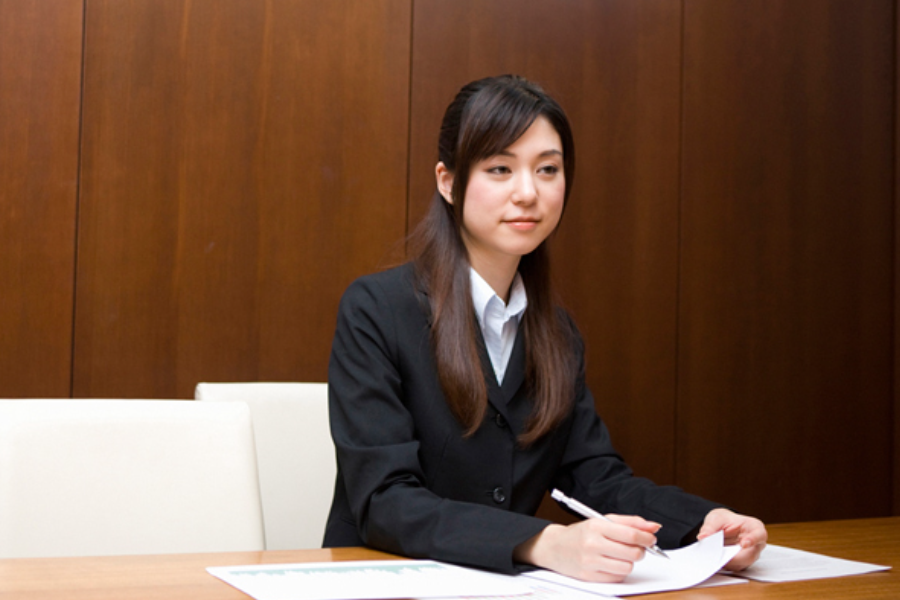 証拠立証調査｜長年培った信頼と安心の適正料金で悩みを解決